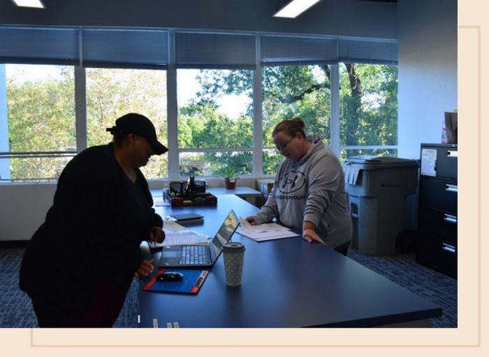Local California registered agents working in office
